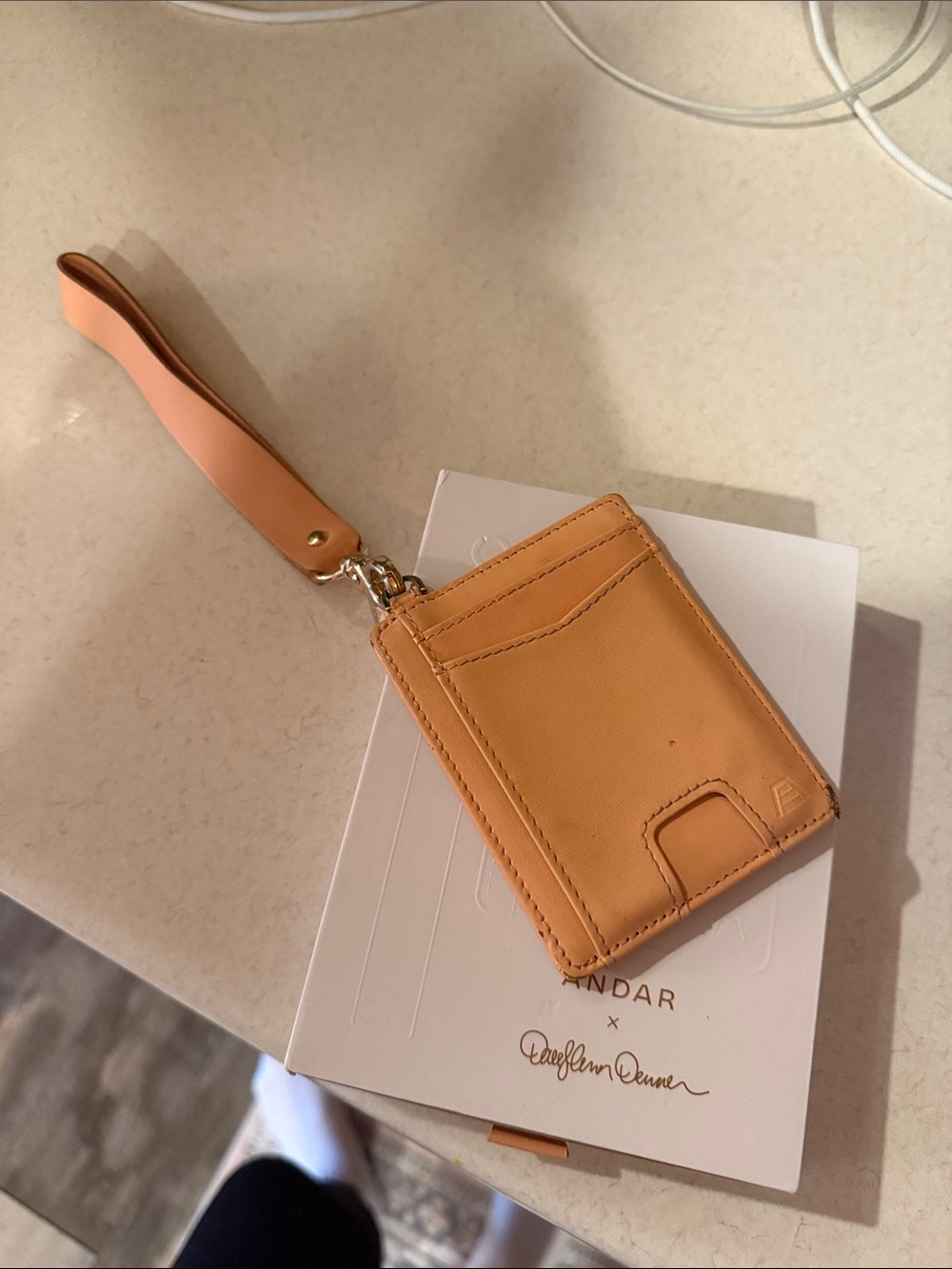 ANDAR Denner Peach Leather Wristlet Card Holder